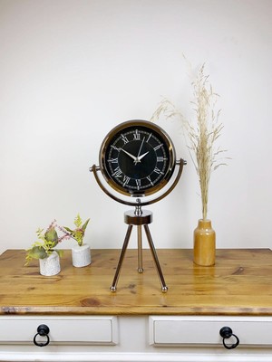urfakent bilişim ve medya danışmanlık Krom Metal Mini Tripod Siyah Retro Masa Saati 45×26 cm