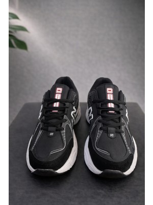 Premium Erkek Günlük Sneaker – Siyah Beyaz Rahat Taban Spor Ayakkabı