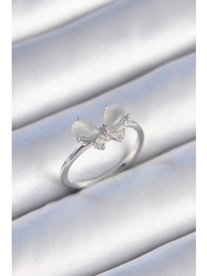 Vice Avm Pirinç Gümüş Renk Zirkon Taşlı Beyaz Mineli Kelebek Model Kadın Yüzük - TJ-BYK3465 TG-V 7679