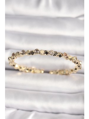 Marsilyan Pirinç Gold Renk Zirkon Taşlı Küp Dorika Model Kadın Bileklik - TJ-BB6635