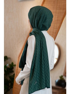 Vissona Lüks Medine Ipeği Degradeli Monogram Desenli Petrol Yeşili Renkli 75X195 Kırışmaz Şal Moss Krep Dikiş Tipi Italyan Dikişli