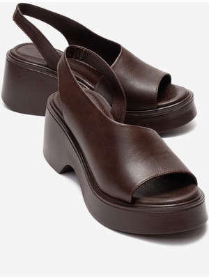 Roy Kahverengi Cilt Hakiki Deri Kadın Dolgu Topuklu Sandalet