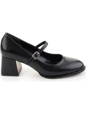 Bambi Parlak Siyah  Kadın Klasik Topuklu Ayakkabı K01231481609