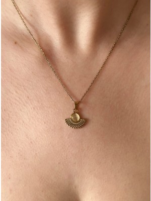 Triya Wear Studio-Kararmaz-Doğal Taş Detaylı-Gold Renk Kadın Kolye