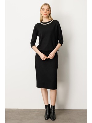 Mutlu Ertan Kadın Yaka Taş Detaylı Truvakar Kol Triko Bluz Siyah 20229