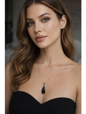 Solare Accessories Oniks Doğal Taşı Altın Kaplama Zincir Kolye