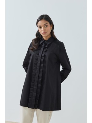 Merve Gültekin Pili Patlı Gömlek Siyah