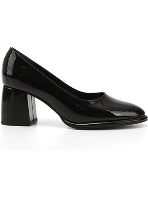 GÖNDERİ Kadın Siyah Rugan  Orta Kalın Platform Topuklu Ayakkabı