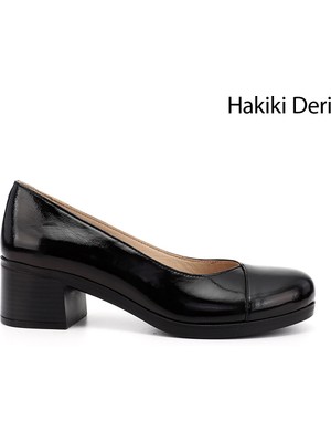 Gönderi(r) Kadın Siyah Rugan Kısa Kalın Topuklu Hakiki Deri Ayakkabı