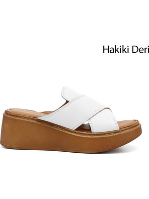 Gönderi® Kadın Beyaz Dolgu Taban Hakiki Deri Terlik