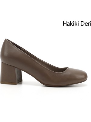 Gönderi® Kadın Vizon Antik Küt Burun Orta Kalın Topuklu Hakiki Deri Ayakkabı