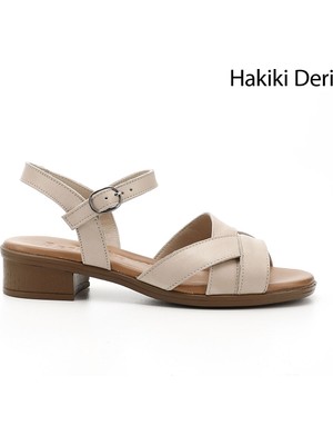 GÖNDERİ Kadın Antik Bej  Kısa Kalın Topuklu Hakiki Deri Sandalet