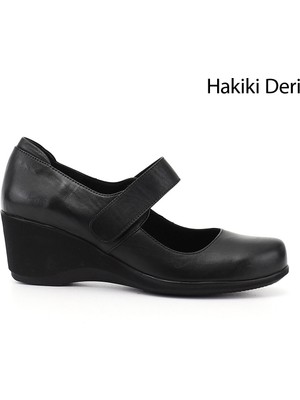 Gönderi® Kadın Siyah Dolgu Taban Hakiki Deri Mary Jane Ayakkabı