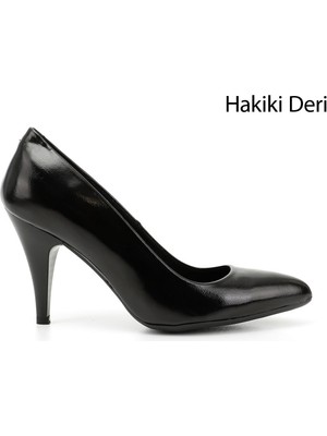 GÖNDERİ Kadın Siyah Rugan  Sivri Burun İnce Topuklu Hakiki Deri Stiletto