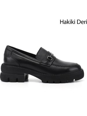 GÖNDERİ Kadın Siyah  Tokalı Kalın Topuklu Hakiki Deri Ayakkabı