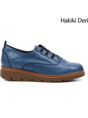 Gönderi® Kadın Mavi Bağcıklı Dolgu Taban Hakiki Deri Ayakkabı