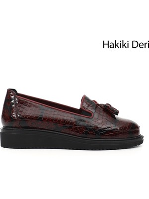 GÖNDERİ Kadın Bordo Yılan  Dolgu Taban Püsküllü Hakiki Deri Ayakkabı