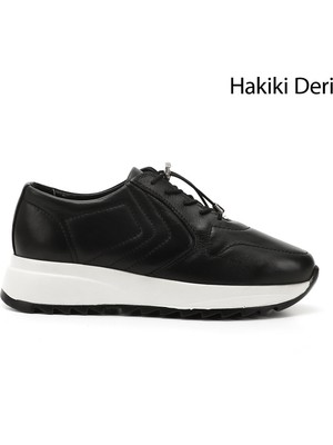 Gönderi® Kadın Siyah Bağcıklı Dolgu Taban Hakiki Deri Sneaker