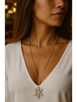 Altın Renk Vip Seri Büyük Kar Taneli Kristal Taşlı Uzun Kolye