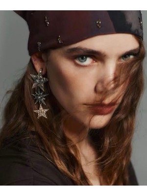 Marka Model Vip Tarz Sarkıt Taşlı Yıldızlı Küpe Marka Küpe