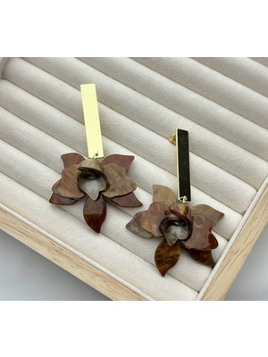 Kahverengi Sallantılı Çiçek Küpe