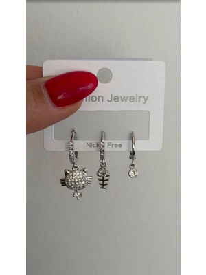 Çelik Zirkon Taş Gümüş Renk Kedi Balık Objeli 3’lü Set Küpe