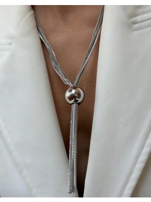Çelik Gümüş Renk Vip Seri Top Detaylı Uzun Püsküllü Kolye