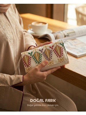 Zaytoon El Çantası,Filistin Nakışlı (Tatreez) El Çantası 10x19 cm