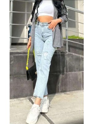 Madame Melek Kadın Yüksek Bel Mom Fit Yırtık Detaylı Açık Mavi Kot Pantolon