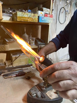 Mvinyo Cam Hırsız – El Yapımı - Numune Almak Için (~25 Ml) Özel Ahşap Kutusunda