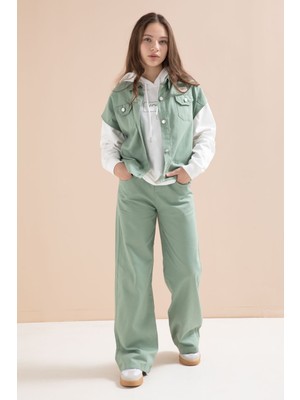 Cansın Mini Yeşil Düğmeli Sıfır Kol Yelekli Geniş Paça Pantolonlu Kız Çocuk Kapüşonlu 3lü Takım 23603