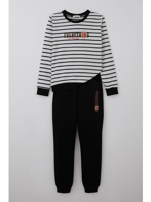 Breeze Erkek Çocuk Eşofman Takımı Yazı Baskılı Çizgili 4-8 Yaş, Beyaz