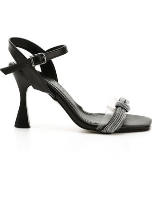 GÖNDERİ Kadın Siyah  Taşlı Bilekten Bağlı Kadeh Ökçe Topuklu Sandalet