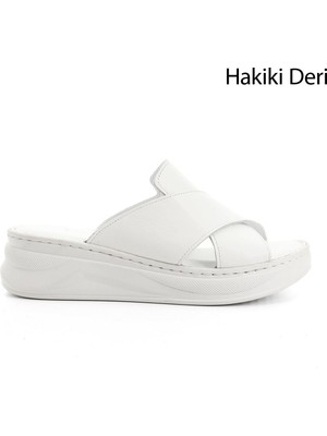 GÖNDERİ Kadın Beyaz  Çapraz Bantlı Dolgu Topuk Hakiki Deri Comfort Terlik