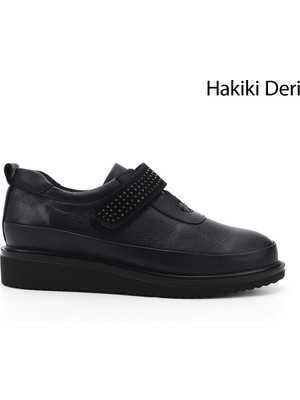 Kadın Lacivert Dolgu Taban Taş Detaylı Hakiki Deri Ayakkabı