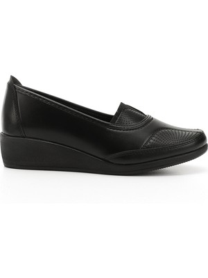 GÖNDERİ Kadın Siyah  Dolgu Taban Comfort Ayakkabı