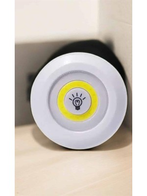 Astraltech Spot Lamba Led Işık 3'lü Uzaktan Kumandalı Pilli Yapışkanlı Kablosuz