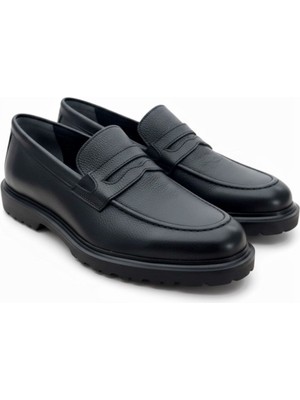 Zueofficial Hakiki Deri Loafer Erkek Ayakkabı – Şık ve Konforlu Tasarım