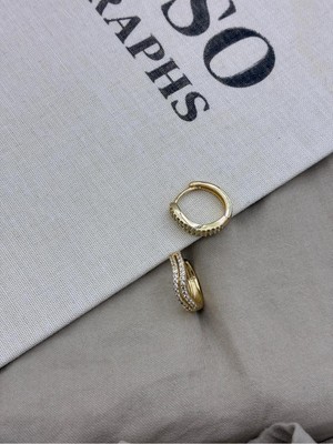 Hedef Bijuteri Gold Renk Zirkon Taşlı Asimetrik Dalgalı Form Halka Küpe CM119