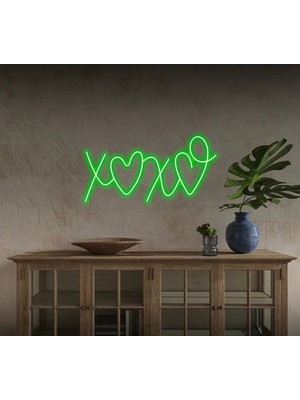 Biz Bu İşin Keyif Kısmındayız Xoxo Yazılı ve Şekilli Neon Tabela