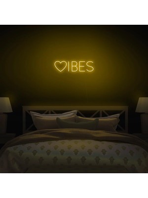 Biz Bu İşin Keyif Kısmındayız Vibes Yazılı ve Şekilli Neon Tabela