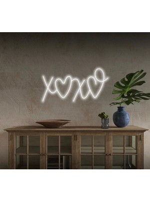 Biz Bu İşin Keyif Kısmındayız Xoxo Yazılı ve Şekilli Neon Tabela