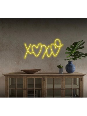 Biz Bu İşin Keyif Kısmındayız Xoxo Yazılı ve Şekilli Neon Tabela