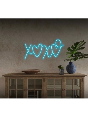 Biz Bu İşin Keyif Kısmındayız Xoxo Yazılı ve Şekilli Neon Tabela