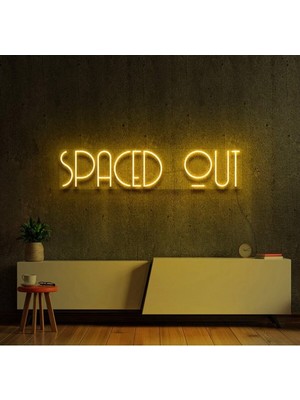 Biz Bu İşin Keyif Kısmındayız Spaced Out Yazılı Neon Tabela