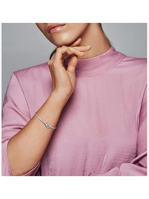 Pandora Işıltılı Kalp Şeklinde Charm 799100C01