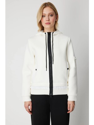 On Fashion Kadın Kapüşonlu Cepli Ekru Mont 60703