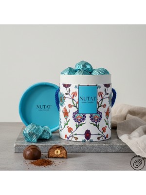 Nutat 300 gr Bütün Fındık Dolgulu Sütlü Çikolata - Kapaklı Silindir Kutu 🍫🌰