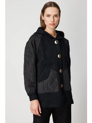 On Fashion Kadın Kolları Kapitoneli Düğmeli Kapüşonlu Siyah Mont 60935
