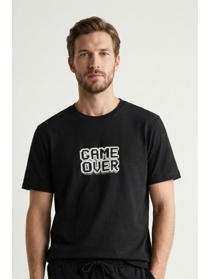 Elemge %100 Pamuk Süprem Compact Penye Erkek Pijama Üst T-Shirt Rahat Kalıp Siyah Kısa Kol Game Over Baskı